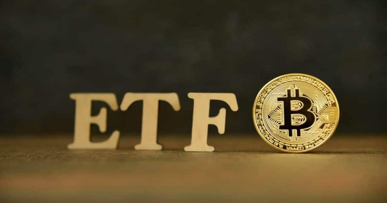 Bitcoin ETF Outflows Stabilize, but Caution Prevails as Genesis Impact Wanes