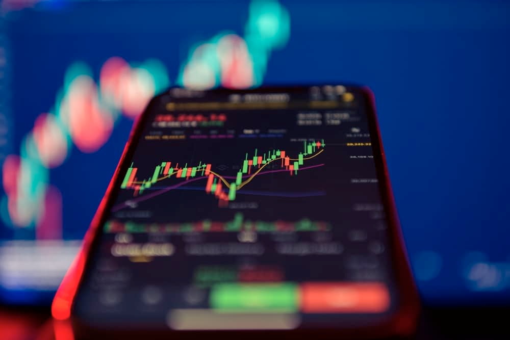 Crypto Market: Bullish Outlook Despite Bearish Dip