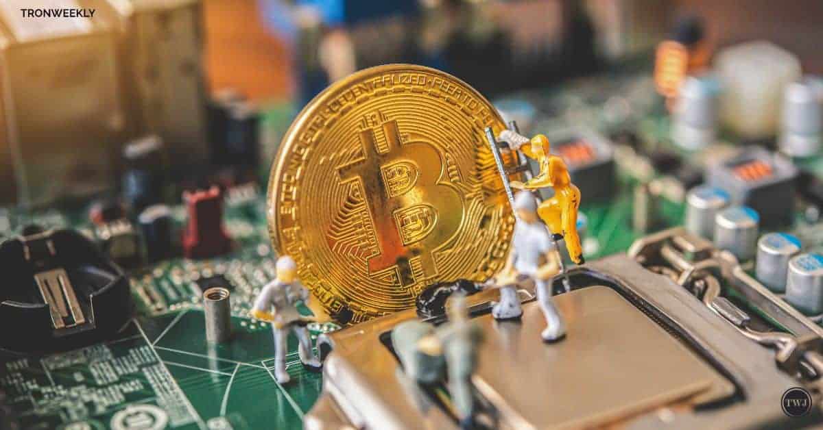 Le hashrate de Bitcoin augmente, signalant un sentiment haussier avant l'événement de réduction de moitié