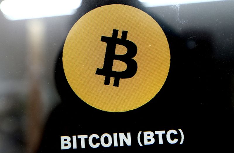 Le territoire inexploré de Bitcoin : naviguer dans l'événement de réduction de moitié au milieu de la volatilité des ETF