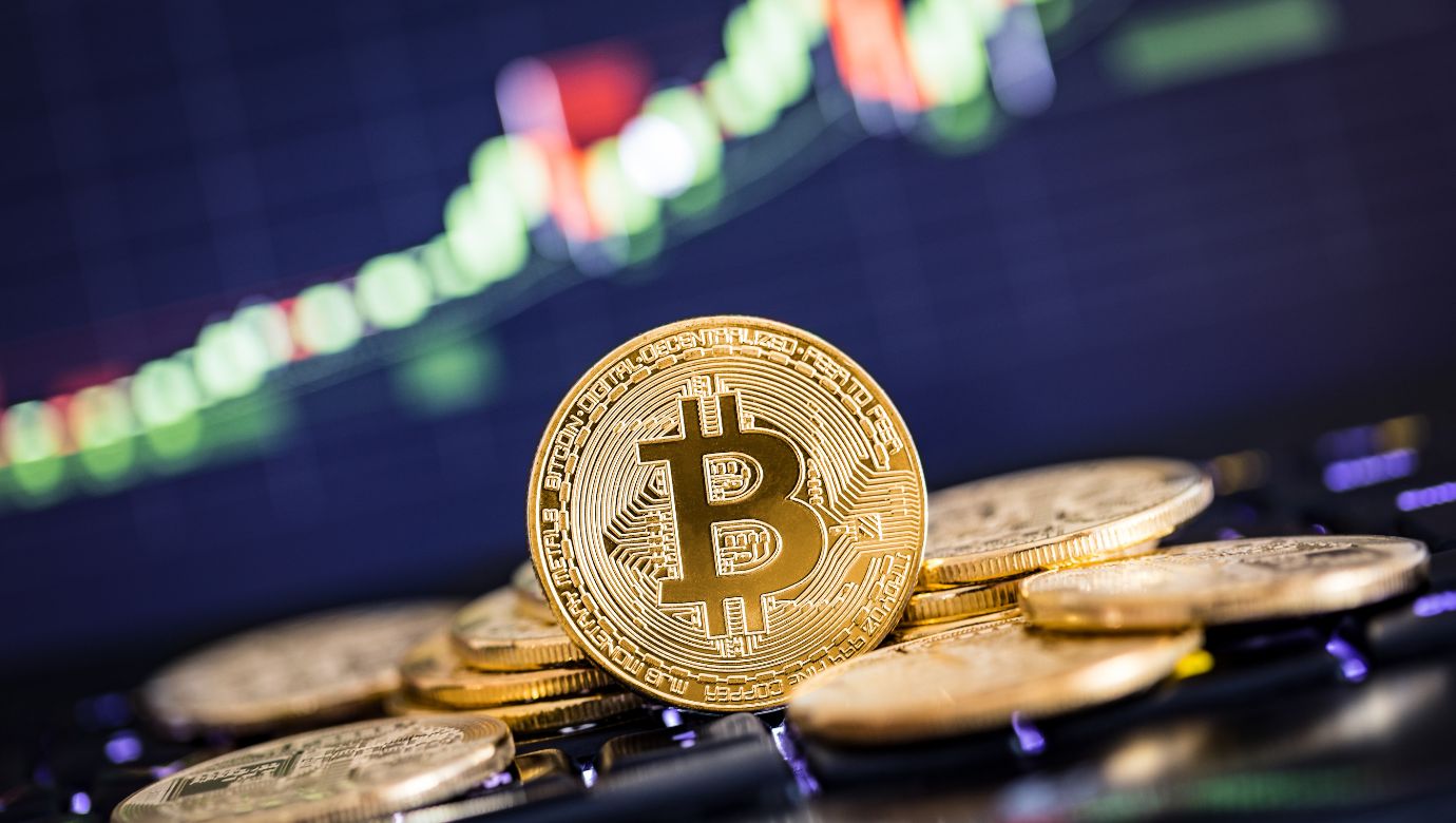 Bitcoin MVRV Ratio Nears Historically Significant Level: Time to Hold or Take Profit?