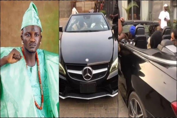 Umstrittener nigerianischer Musiker schenkt sich selbst ein Luxus-Cabrio von Mercedes-Benz