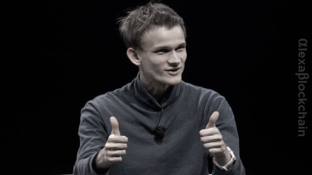 Ethereum Co-founder Vitalik Buterin Backs Worldcoin Amid Privacy Concerns