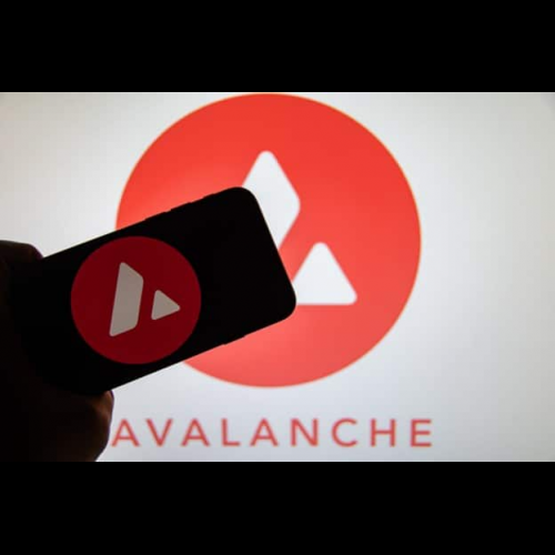 Avalanche on the Brink: Bullish Breakout or Bearish Correction Looms