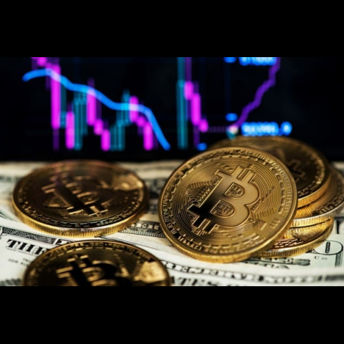 Bitcoin Dips as BTC ETF Outflows Surge Amid Market Uncertainty