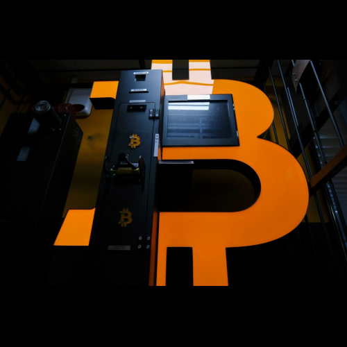 US Bitcoin Mining Machines Seek New Life Abroad Amidst Halving