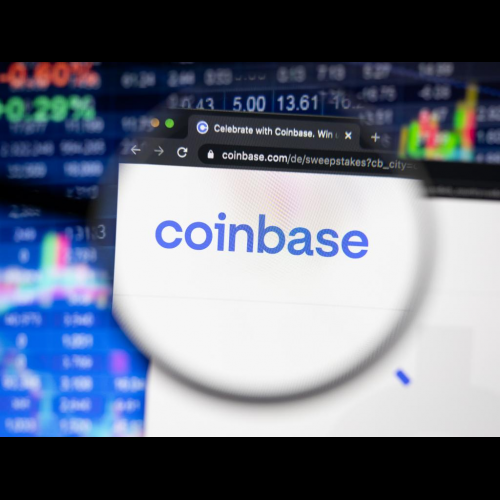 Coinbase 在加密貨幣低迷中飆升，分析師預測目標價為 300 美元