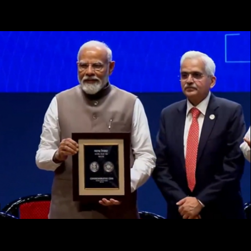 Mumbai: PM Modi Releases Commemorative Coin on 90th Anniversary of RBI – Watch - www.lokmattimes.com