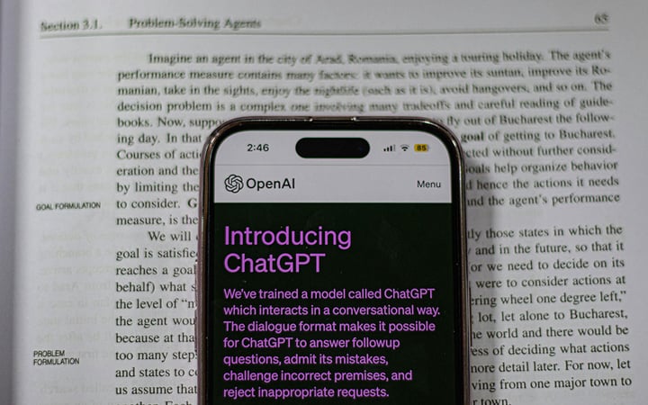 OpenAI Knocks Down Sign-Up Wall for ChatGPT, Expanding AI Reach