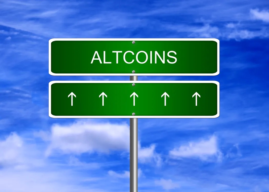 Prepare for Altcoin Season: Lucrative Investment Opportunity on the Horizon