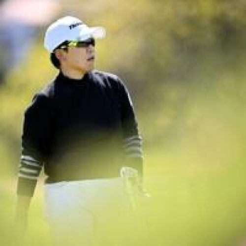 Shin Seizes Share of Lead at LPGA Seri Pak Championship