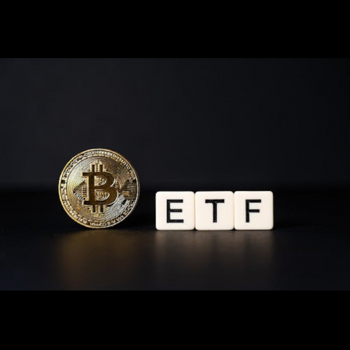 Wall Street Titans Unleash Bitcoin ETF Surge, Propelling Crypto into the Ascendant