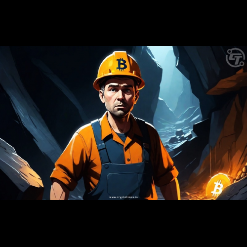 Bitcoin Mining Sector in Turmoil Ahead of Block Reward Halving