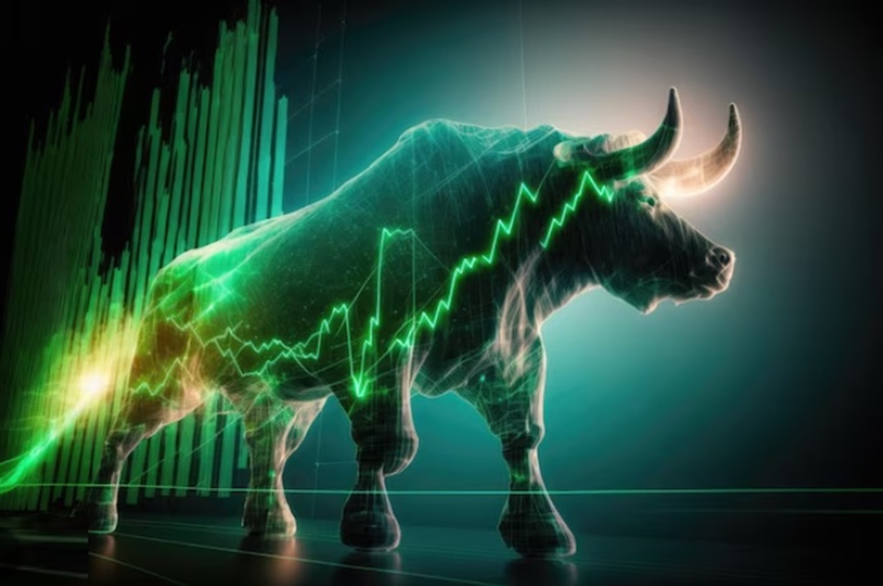 Altcoin Experts Predict Bullish Surges: FET, SOL, and LINK in Focus