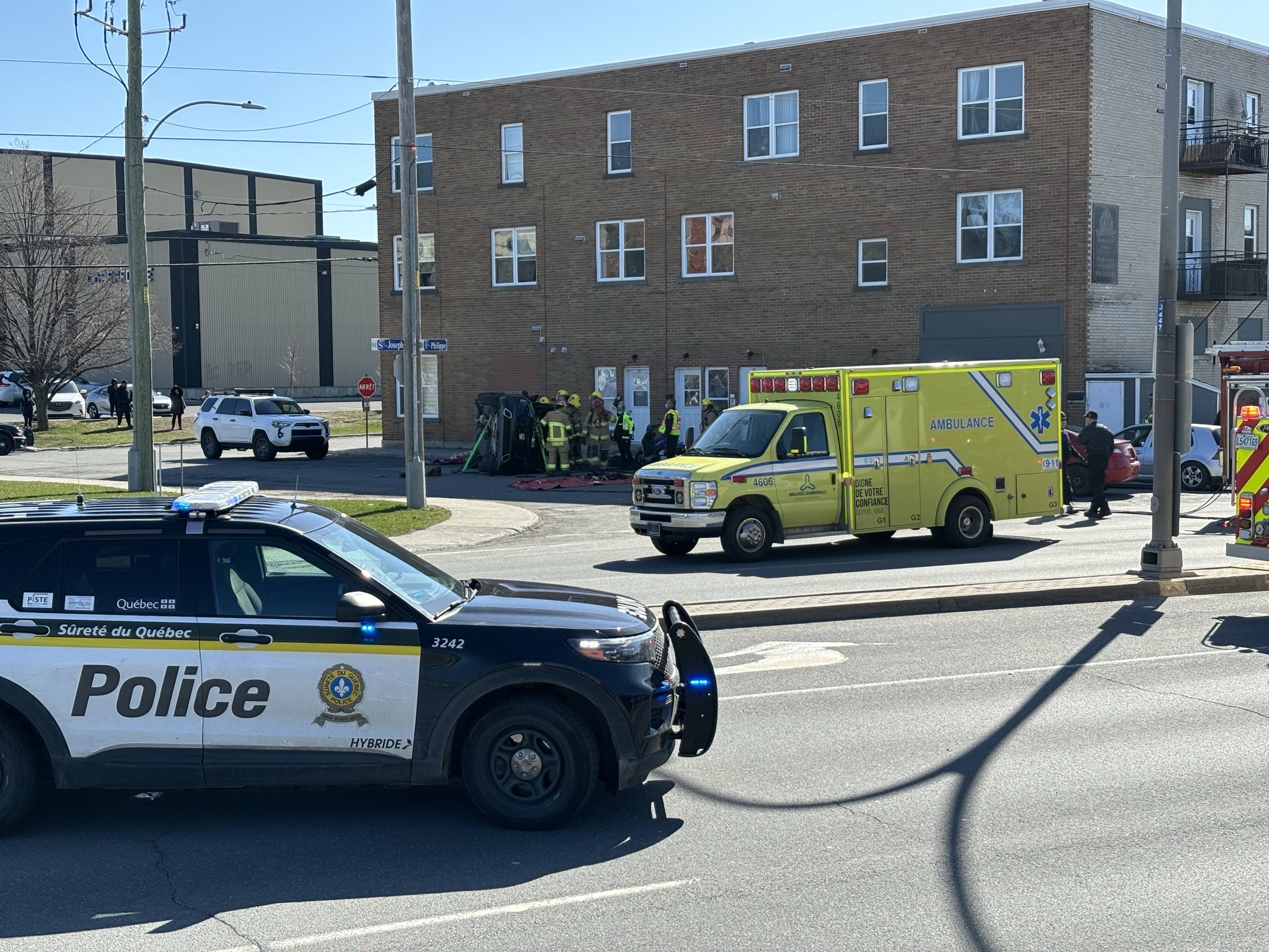 Une personne blessée dans un accident de voiture sur l'avenue Saint-Joseph