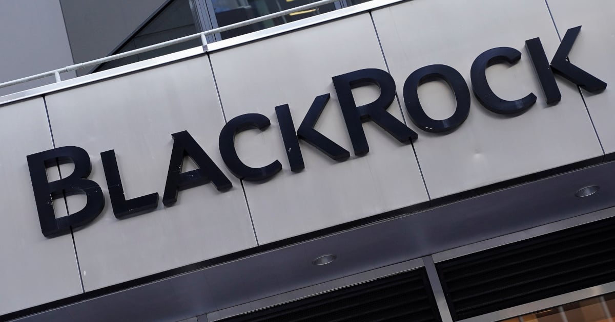 La SEC retarde sa décision sur les applications BlackRock et Grayscale Ethereum ETF