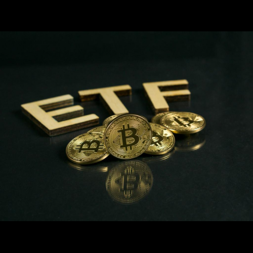 比特币 ETF 流入暂停：长期增长路径暂时中断