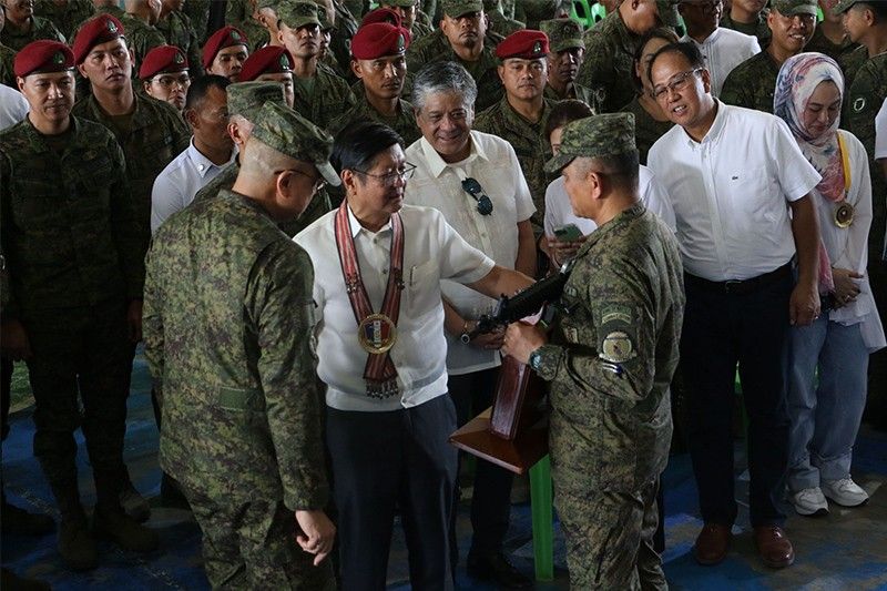 Marcos Lauds 6th ID's Anti-Terrorism Efforts in Mindanao