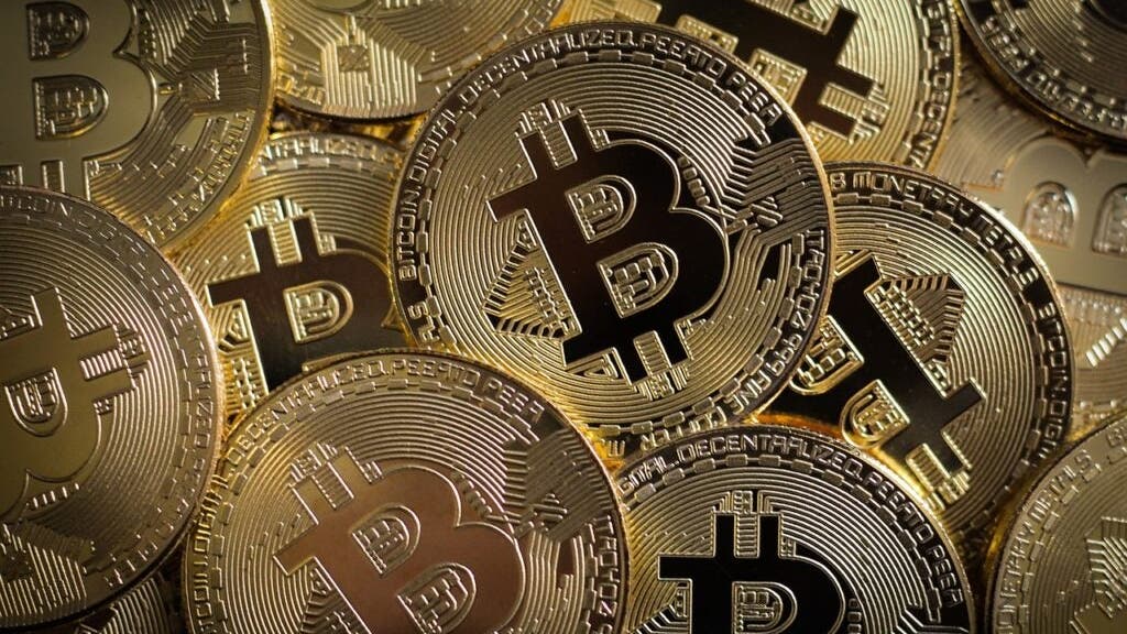 Bitcoin Millionaires Emerge: Uncovering the Elite Holders of the Digital Gold