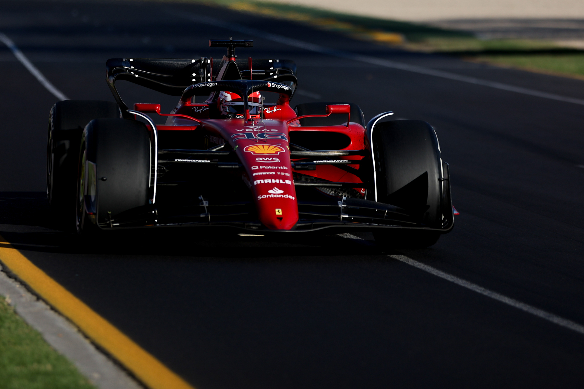 F1スポンサーシップが勢いを増さず、ヴェラス（VLX）は2023年の最高値から82％減