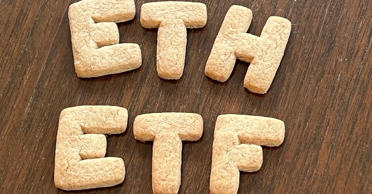 Ether (ETH) Beats CD20 as ETH ETFs Post Positive Inflows, DEX Tokens Rise