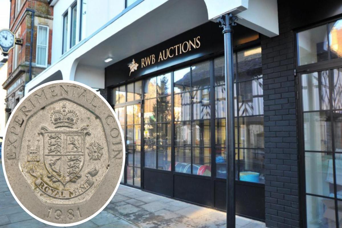 Extremely rare 25p coin that is no longer accepted in shops sells for almost 8,000 times its face value