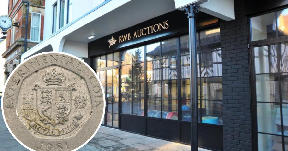 Rare 25p coin found in man's pocket sells for £1,700 at auction