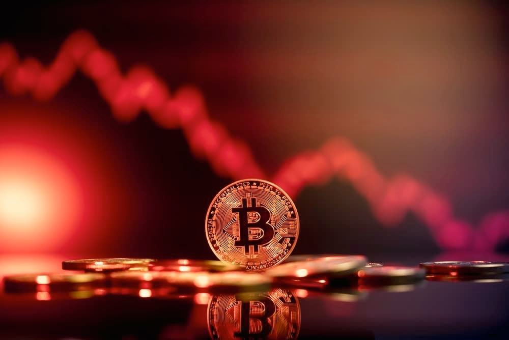 Le prix du Bitcoin teste le SMMA de 99 jours – Le crash de la crypto va-t-il continuer ?