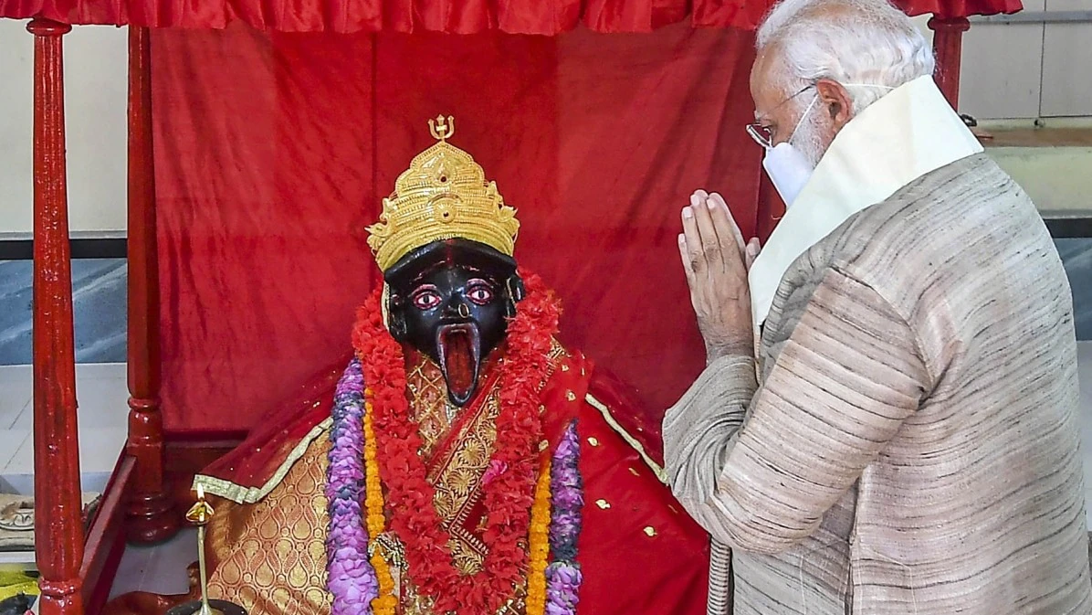 La couronne offerte par le Premier ministre Modi au temple du Bangladesh volée, le haut-commissariat indien exprime sa « profonde inquiétude »