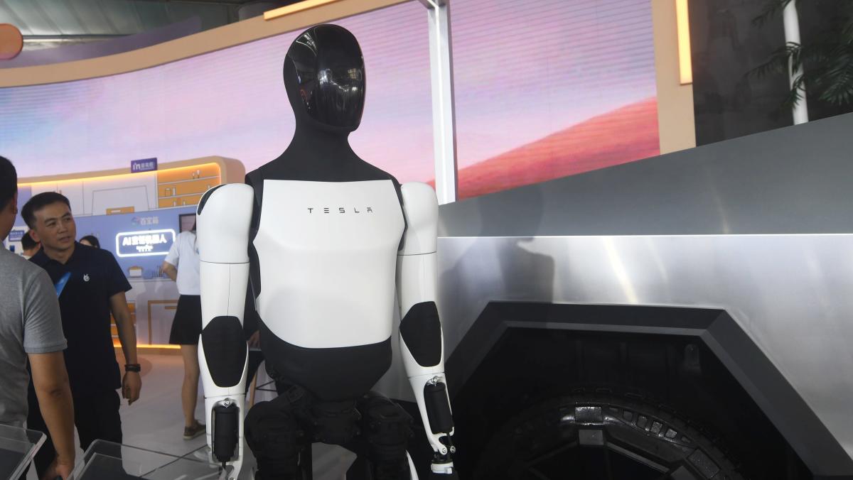 Les robots humanoïdes sans conducteur Cybercab, Robovan et Optimus de Tesla (TSLA) plaident en faveur d'une utilisation plus large du Stablecoin