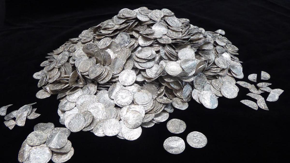 Chew Valley Hoard : des pièces d'argent de la Conquête normande achetées pour 4,3 millions de livres sterling par Heritage Trust