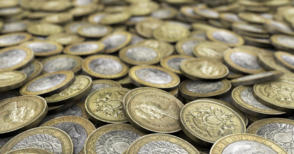 Rare £1 coin dating back to 1983 is being sold on eBay for £2,500