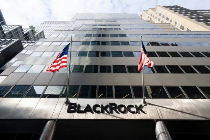 L'ETF Bitcoin IBIT de BlackRock continue d'attirer les investisseurs malgré le ralentissement du marché