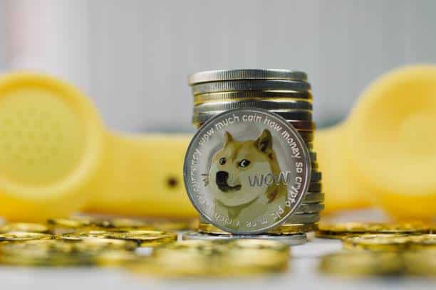 Prévision de prix Dogecoin (DOGE) 2024 : est-ce un bon investissement ?