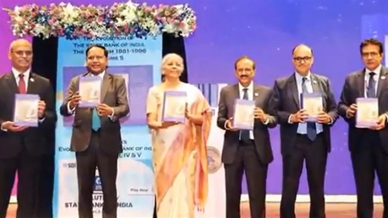 Nirmala Sitharaman Unveils Commemorative Coin for 100 Years of SBI’s Mumbai Main Branch Building