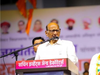 NCP-SCP-Chef Sharad Pawar zeigt sich zuversichtlich in Bezug auf die Wahlbeteiligung und sagt: „Die Menschen sollten wählen, und ich bin zuversichtlich, dass die Menschen in Maharashtra in großer Zahl auf friedliche Weise wählen werden. Nach dem 23. Novem