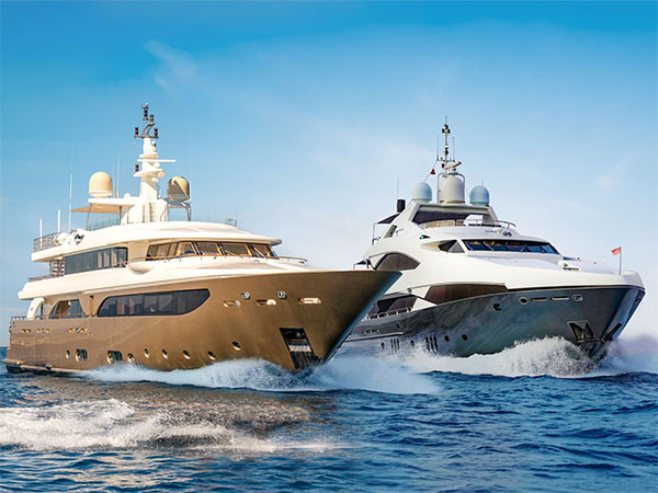 Xclusive Yachts 推出 Encore，一艘 40 公尺三層 Sunseeker 超級遊艇，為杜拜水域的奢華樹立了新標準