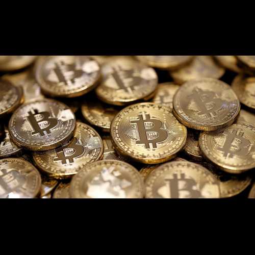 Bitcoin approche les 100 000 dollars alors que l'adoption institutionnelle catalyse la croissance et la convergence de la dynamique Internet