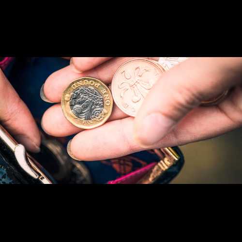 Brits urged to keep a look out for specific £2 coin that could be worth hundreds to collectors