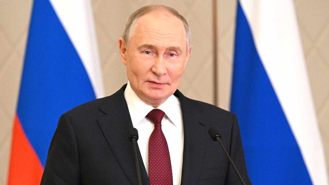 Russland erklärt Kryptowährung offiziell zum Eigentum und führt bahnbrechende Steuervorschriften ein: Bergbaubefreiungen, progressive Einkommenssteuern und hohe Unternehmensabgaben ab 2025