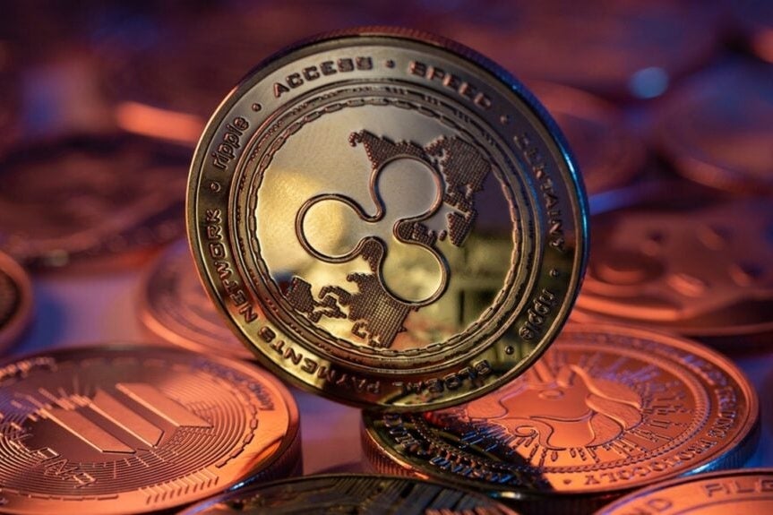 隨著 Ripple Labs 推出美元支持的穩定幣 RLUSD，XRP (XRP) 成為週一表現最佳的大盤加密貨幣