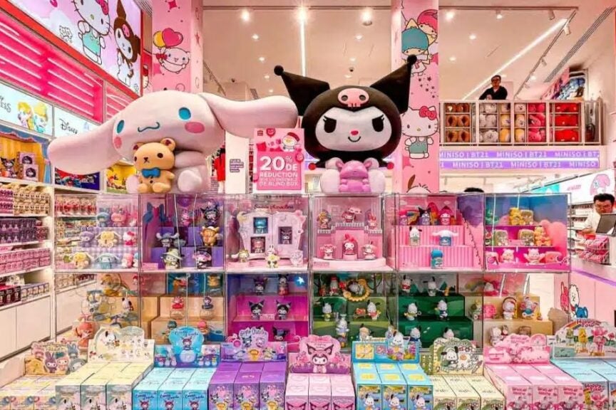 MINISO名创优品欧洲首家MINISO LAND店在马德里Gran Via开业