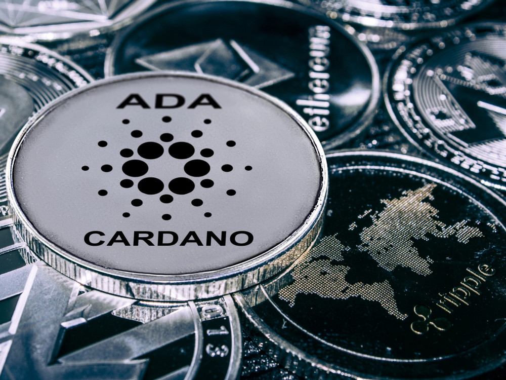 Charles Hoskinson setzt darauf, dass Cardano (ADA), XRP und Bitcoin (BTC) eine glänzende Zukunft haben