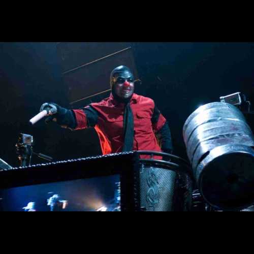 Shawn « Clown » Crahan de Slipknot estime que les « futures têtes d'affiche » de l'industrie musicale sont des « groupes horribles »