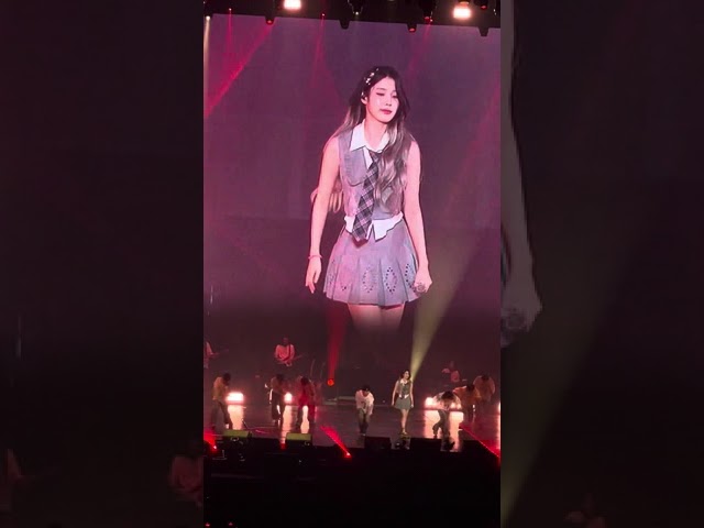 20240421 아이유 HEREH 월드투어 콘서트 in 싱가포르 #코인