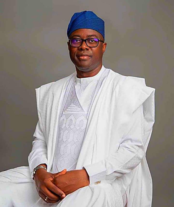 Oyo State Governor, Engr. Seyi Makinde, has approved 45 new Permanent Secretaries, and three Executive Secretaries into relevant sectors of the State.