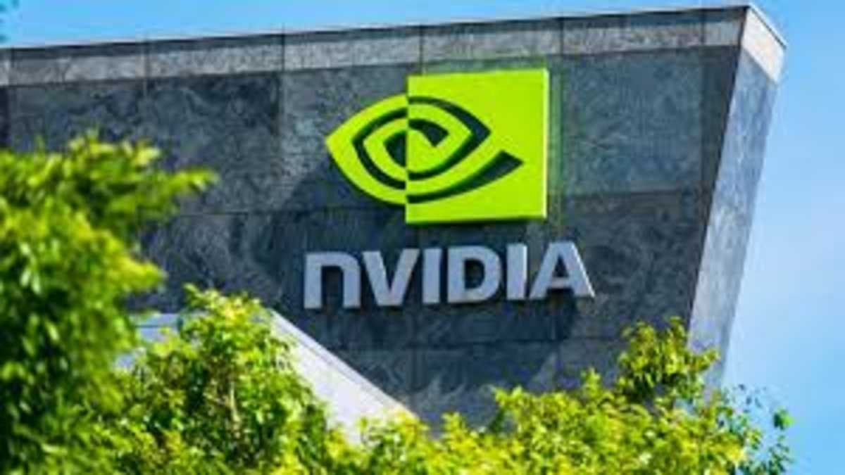 Nvidia CEO ジェンスン・ファンが AI、ロボティクス、ゲームの進歩で CES 2025 の聴衆を魅了