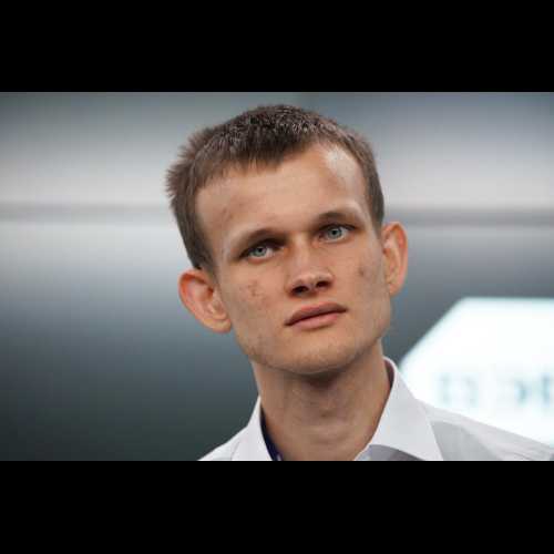 Vitalik Buterin vend des pièces Meme qui lui ont été offertes par les créateurs du projet et alloue les bénéfices à l'association caritative Kanro