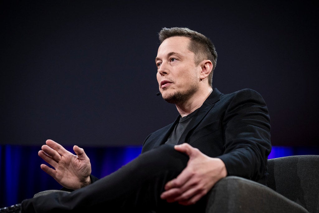 イーロン・マスク氏、ドルインフレに対処すればビットコインとドージコインの価格が下落する可能性を予測