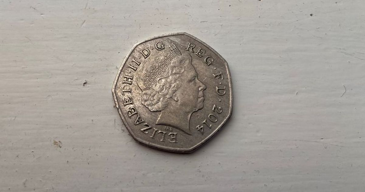 Une pièce rare de 50 pence se vend 310 fois sa valeur nominale après avoir déclenché une guerre d'enchères sur eBay